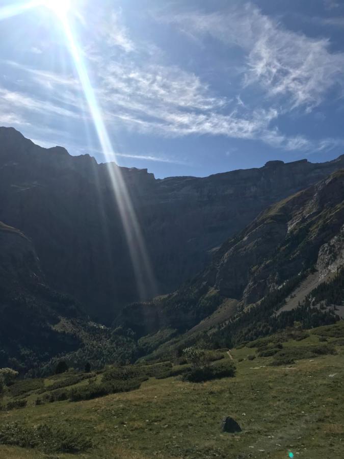 Chez Sarre Lejlighed Bareilles Eksteriør billede
